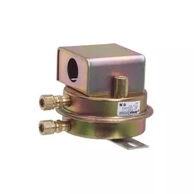 ANTUNES 8024204025 SPDT Air Differential Pressure Switch .17-6 inches W.C.