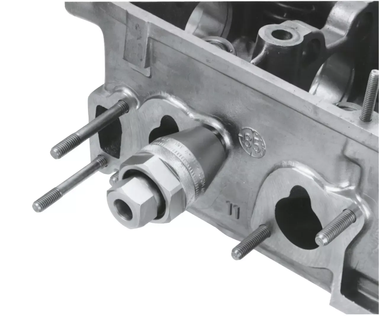 Gedore 1753851 3/8 in Drive Stud Tool, 24mm - KL-0181-1